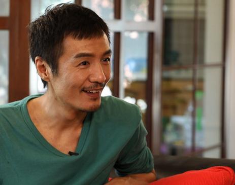 藝人經(jīng)紀(jì)公司:是什么讓樸樹街頭痛哭?