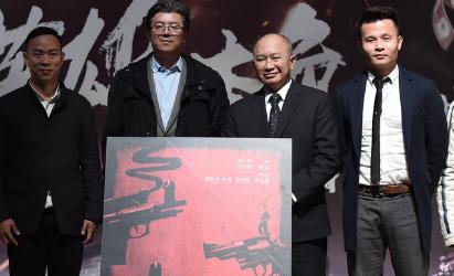 明星公司:《英雄本色》修復(fù)版首映 吳宇森回憶張國榮:“他就像我的親生弟弟”