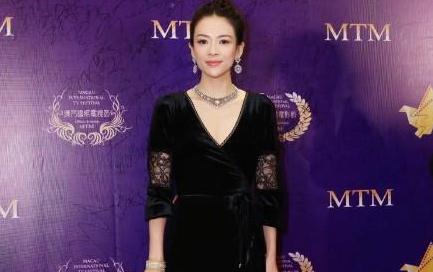 明星公司:章子怡獲澳門電影節(jié)最佳女主角 主持人周濤端莊優(yōu)雅