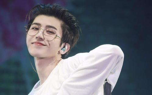 蔡徐坤廣告代言費(fèi)是多少？怎樣邀請(qǐng)到蔡徐坤做廣告代言？